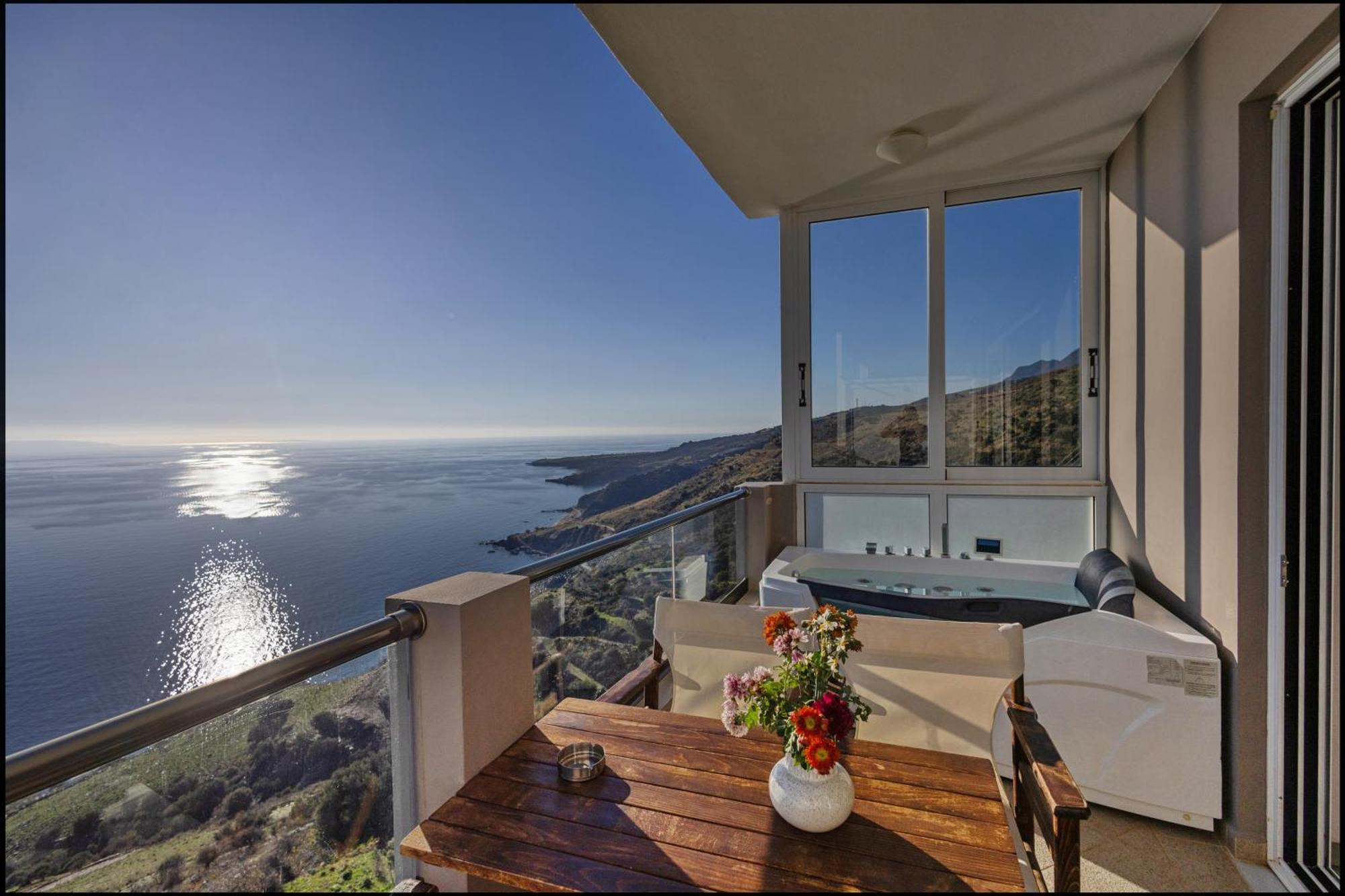 Akrotiri Panorama- Luxury Rental Apartments With Sea View Rodakino Exterior photo